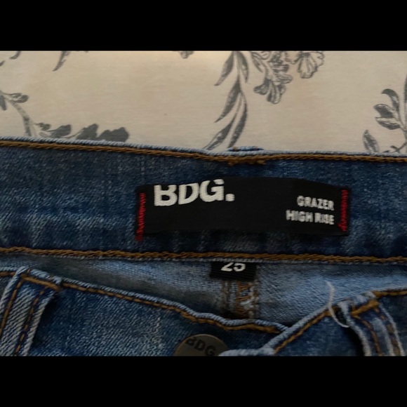 BDG cigarette high rise jean - Picture 2 of 3